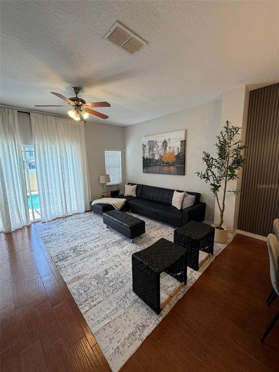 https://bt-photos.global.ssl.fastly.net/mfr/orig_boomver_1_O6371280-2.jpg