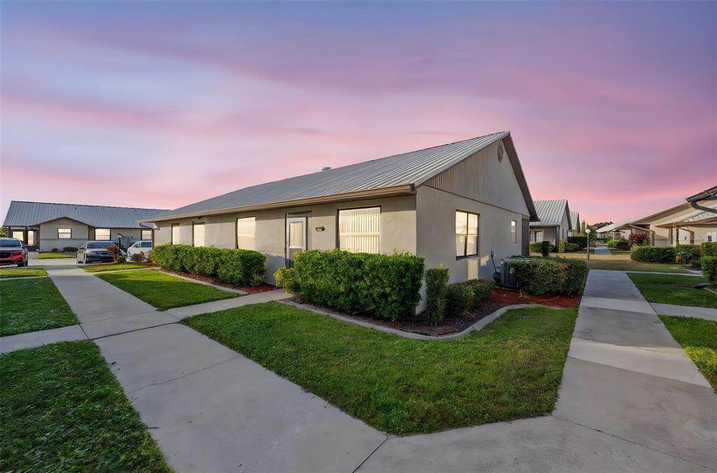 1916 Villaway - Photo 1