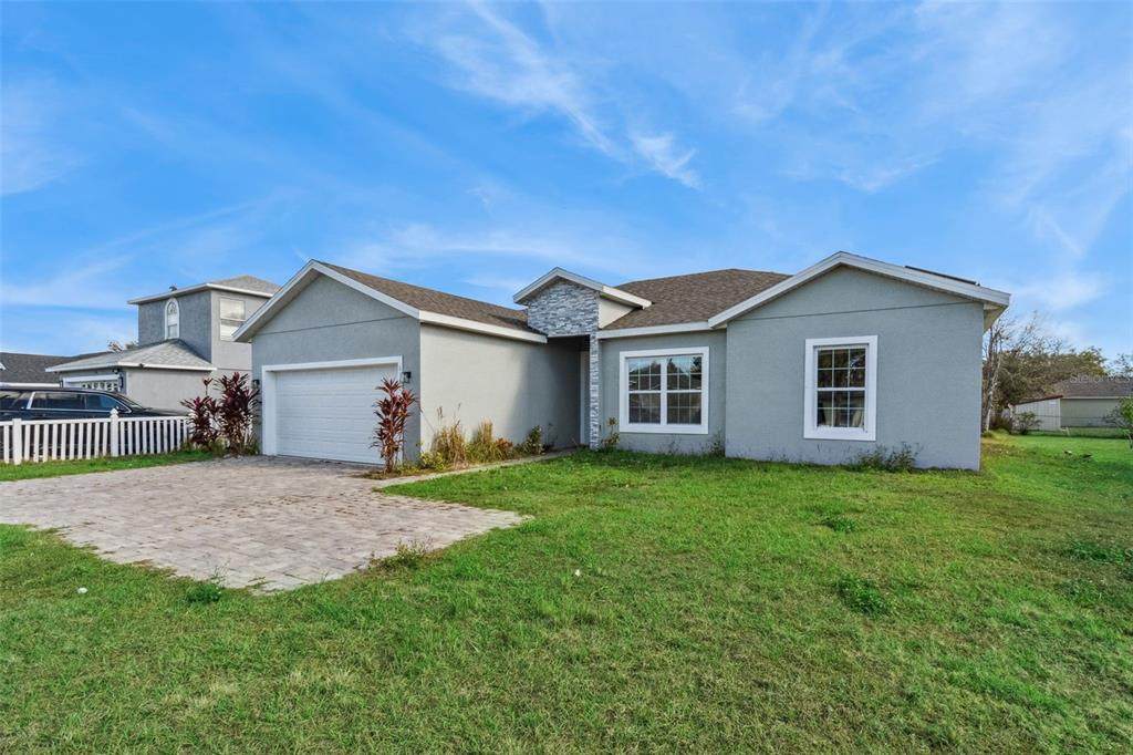 611 Gazelle Drive - Photo 1