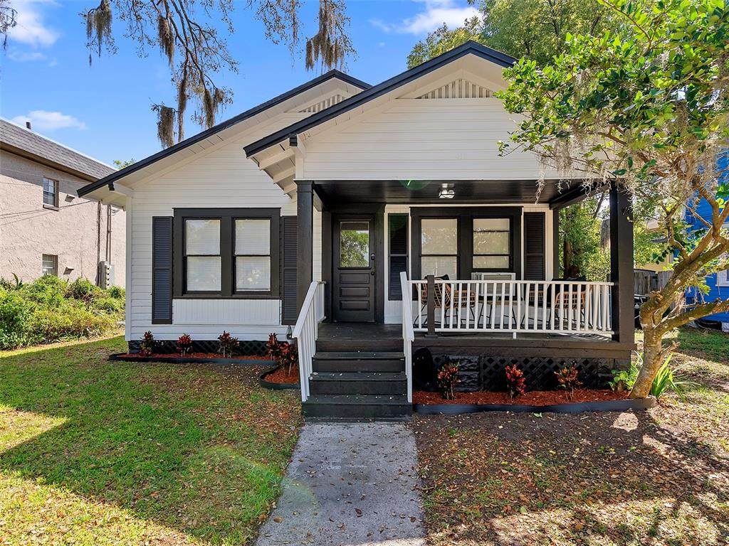 412 Harwood Street - Photo 1