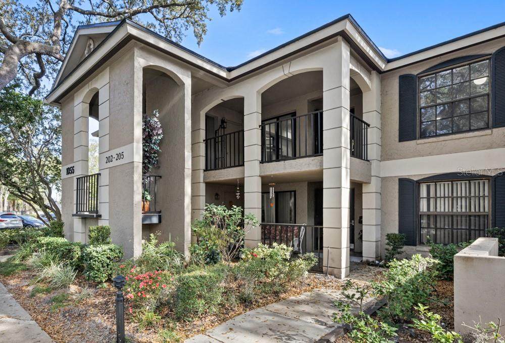 1055 Kensington Park Drive - Photo 1