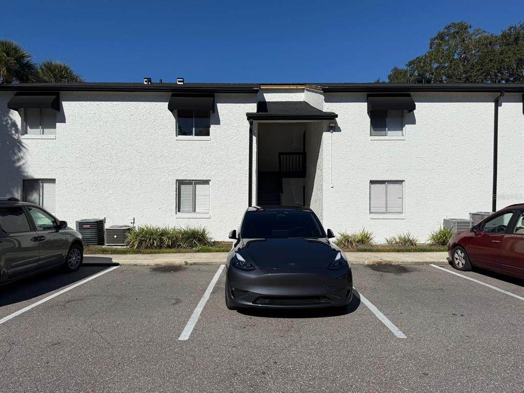 4349 Semoran Boulevard - Photo 1