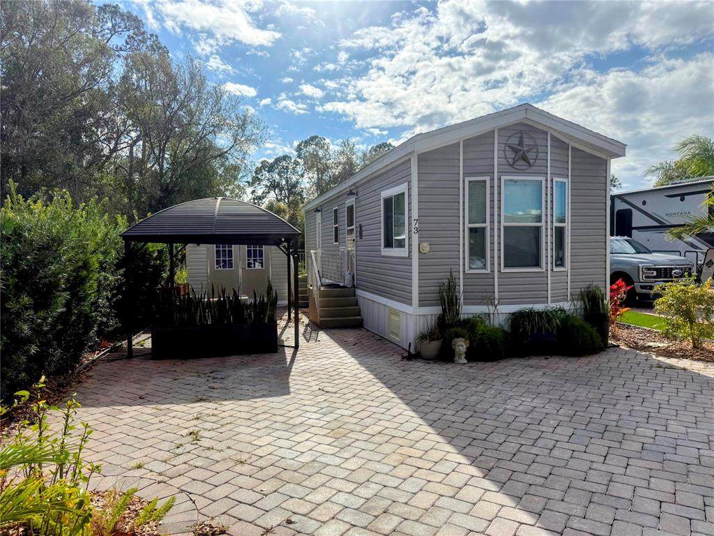 16540 Sunshine Avenue - Photo 1