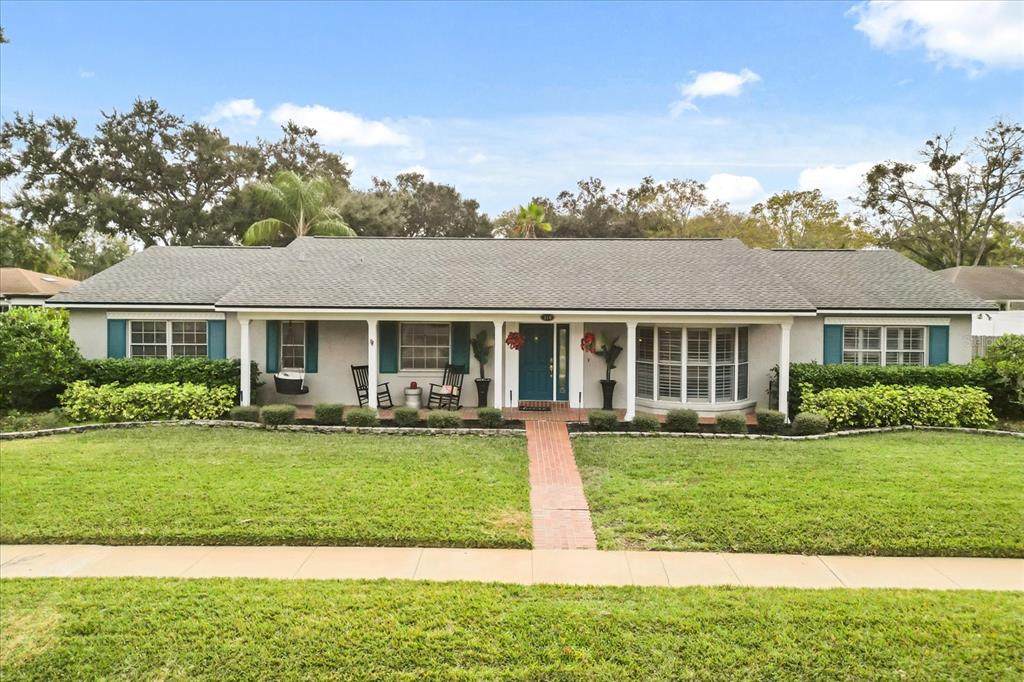 310 White Oak Circle - Photo 1