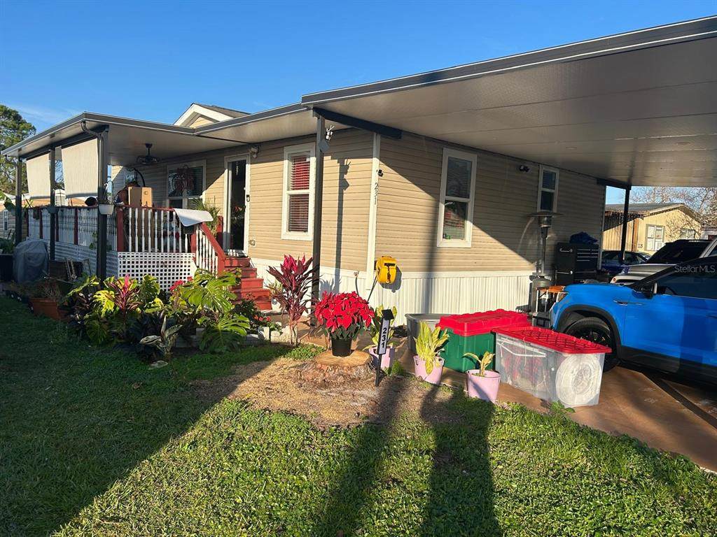 231 Tanglewood Drive - Photo 1