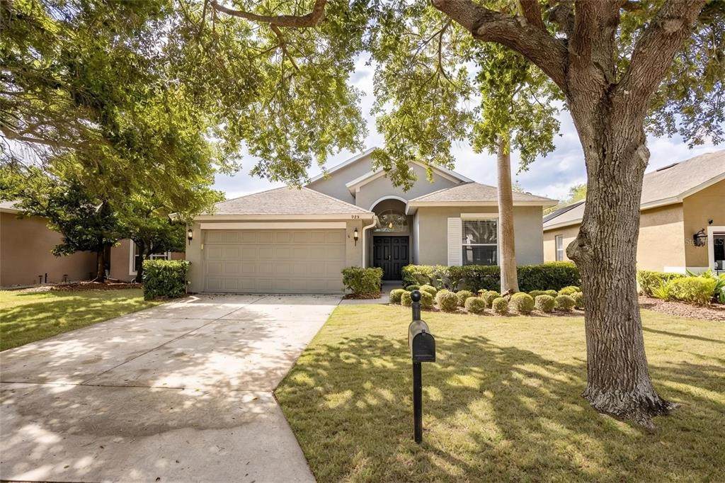 985 Ridgemount Place - Photo 1