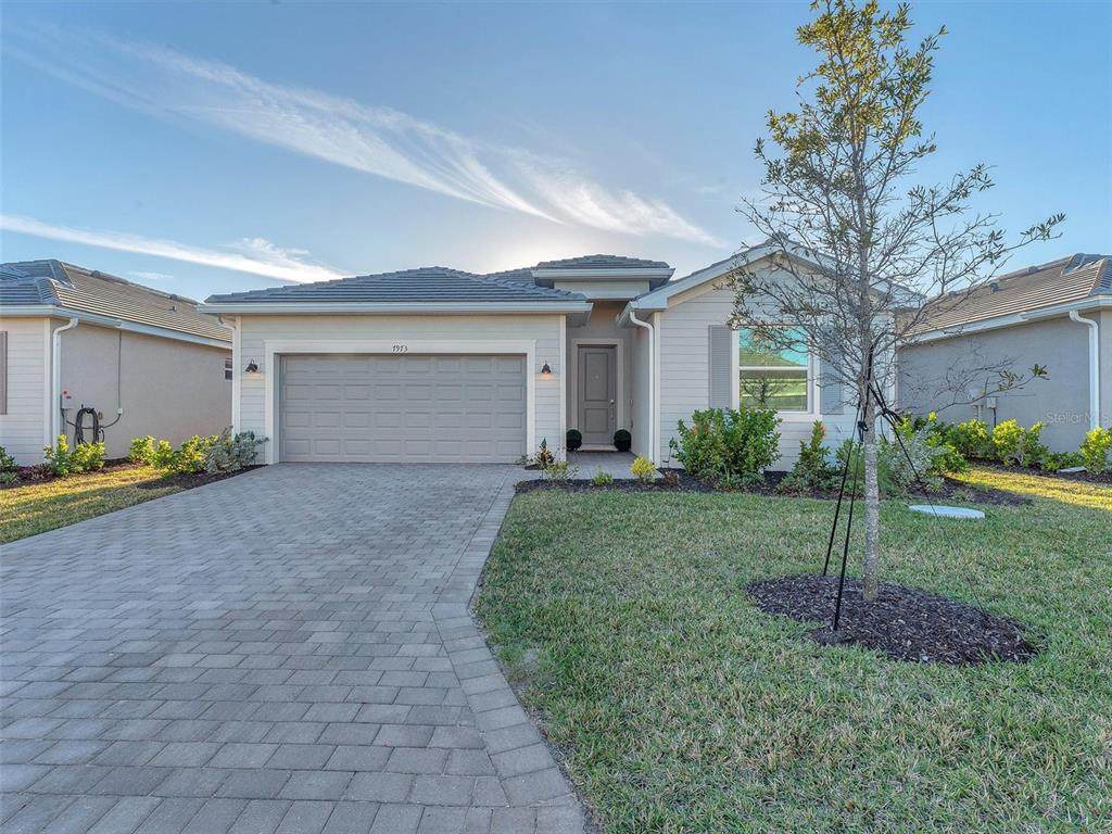 7973 Lakes Edge Lane - Photo 1
