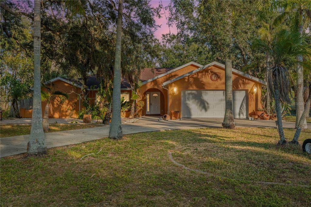 619 29TH Street - Photo 1