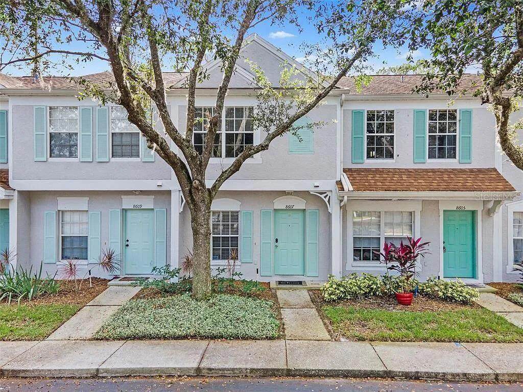8674 Hunters Key Circle - Photo 1