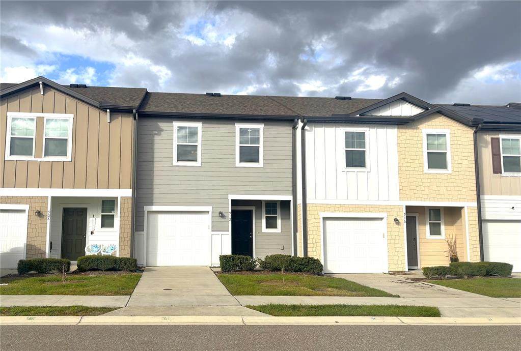 912 Grandin Street - Photo 1