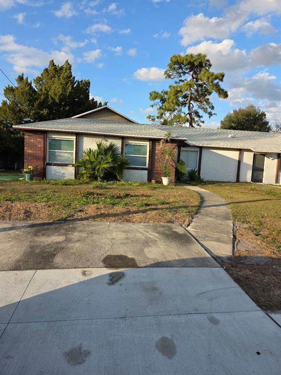 6035 Oleander Drive - Photo 1