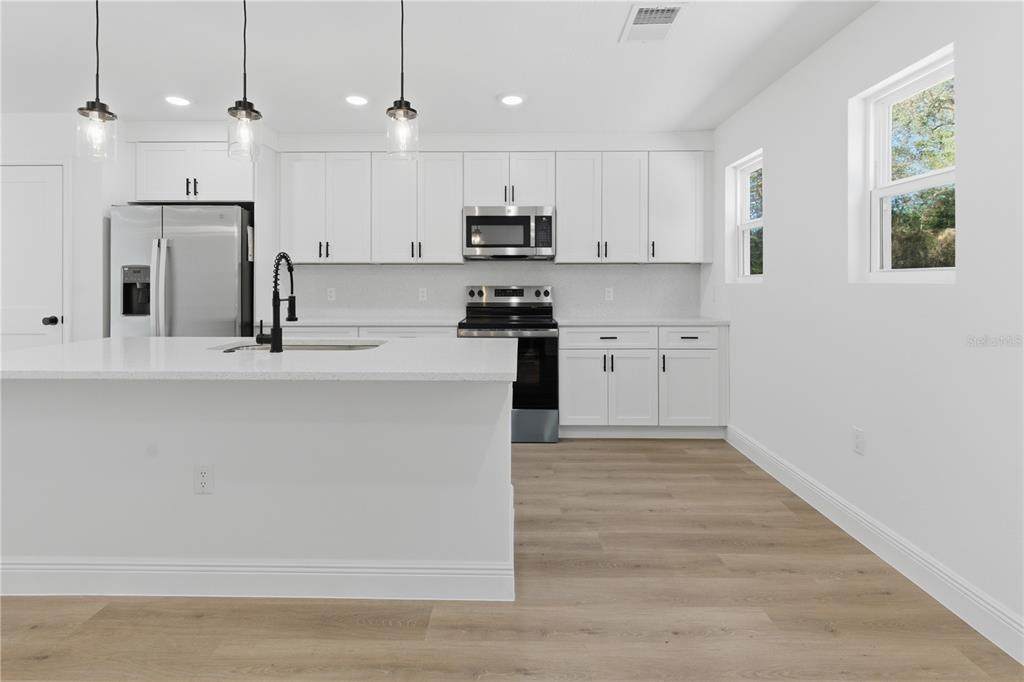https://bt-photos.global.ssl.fastly.net/mfr/orig_boomver_1_O6379751-2.jpg