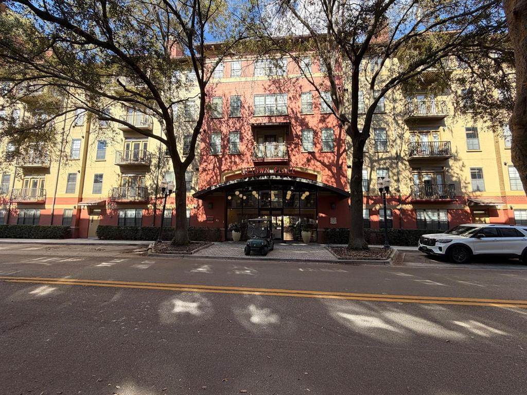 911 Orange Avenue - Photo 1