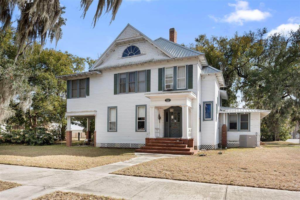 485 Stanford Street - Photo 1