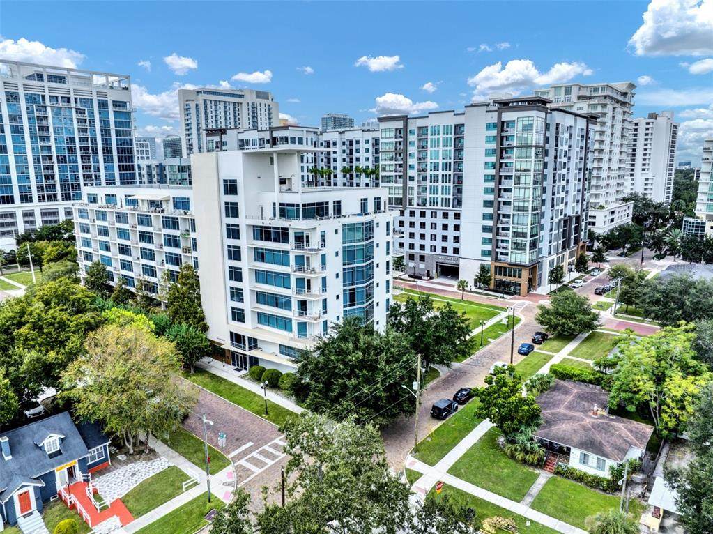 525 Jackson Street - Photo 1