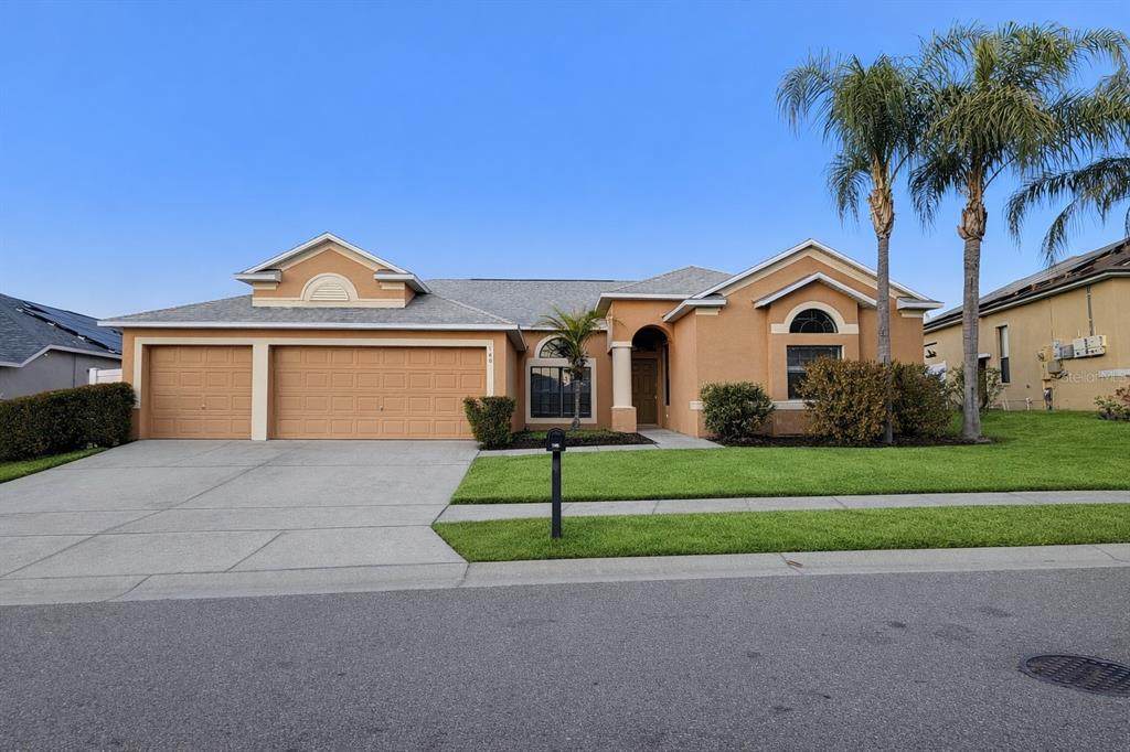 540 Coventry - Photo 1