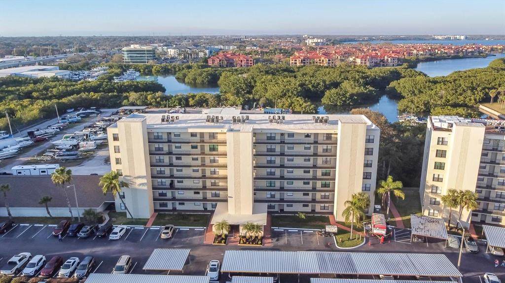 1000 Cove Cay Drive - Photo 1