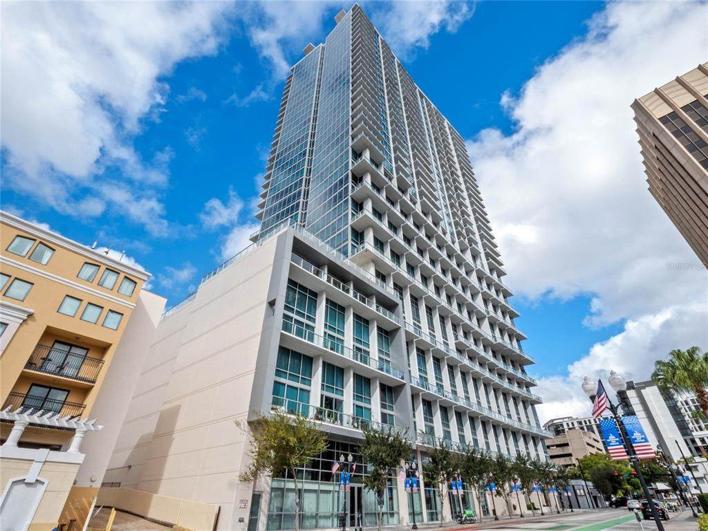 150 Robinson Street - Photo 1