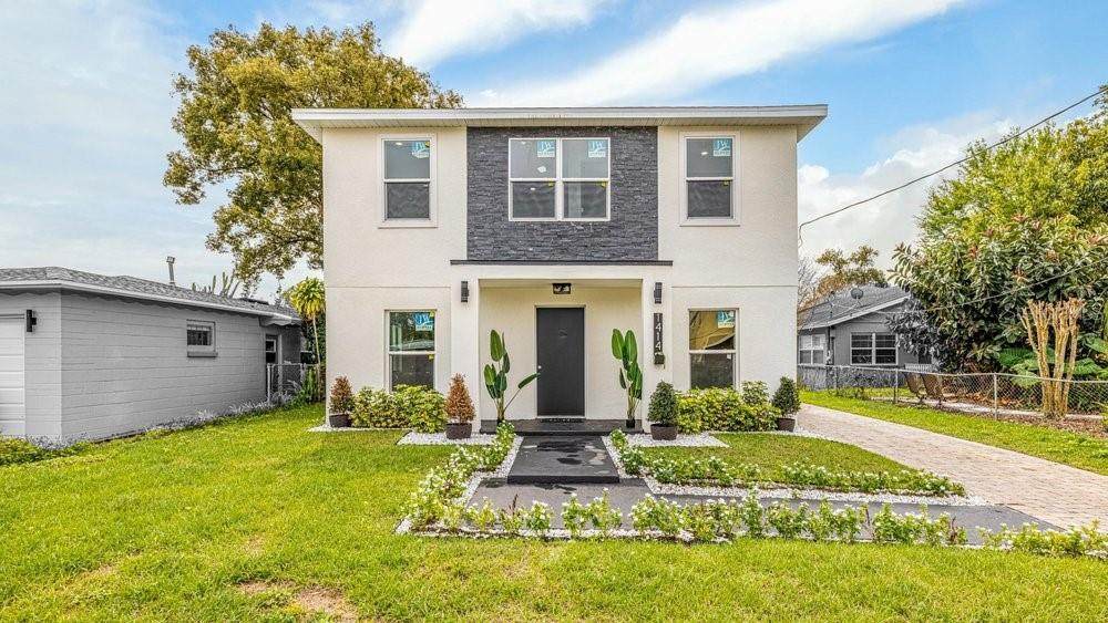 1414 Harding Street - Photo 1