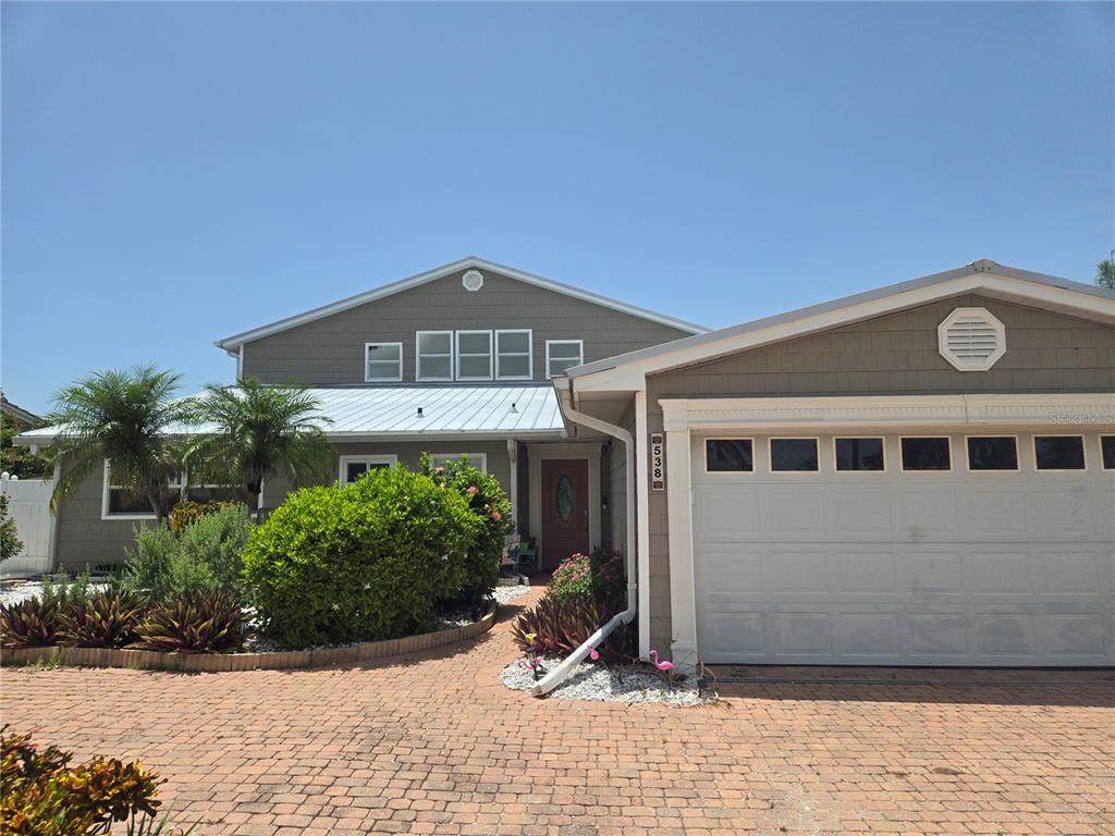 538 Crystal Drive - Photo 1