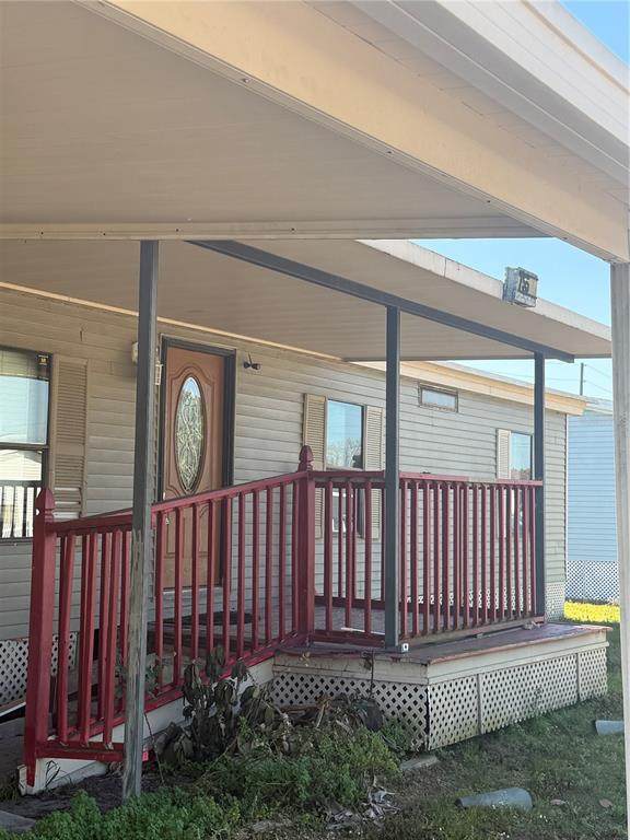 7552 Charlin Parkway - Photo 1