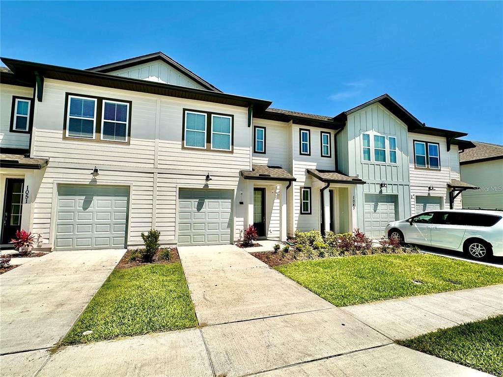 1047 Plantation Lane - Photo 1
