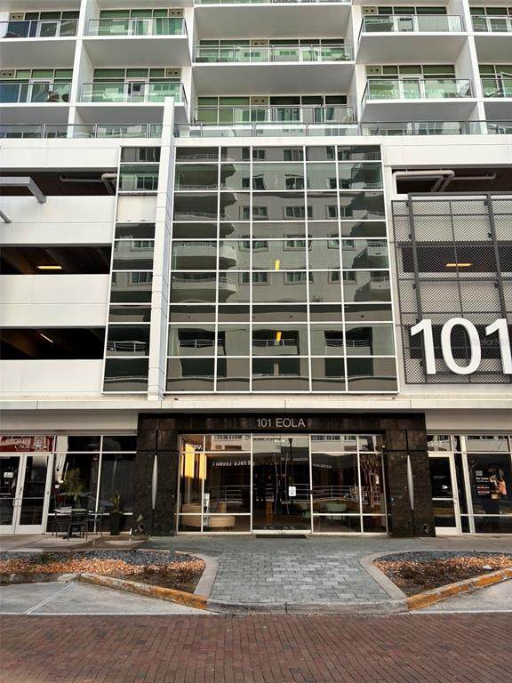 101 Eola Drive - Photo 1