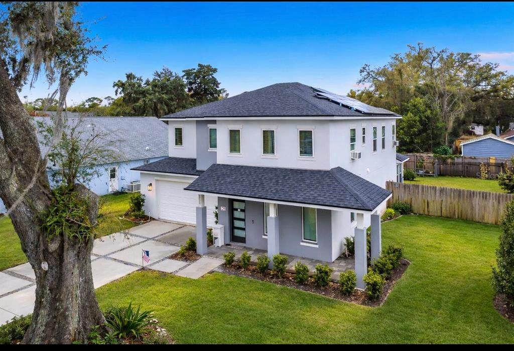2720 Shine Avenue - Photo 1