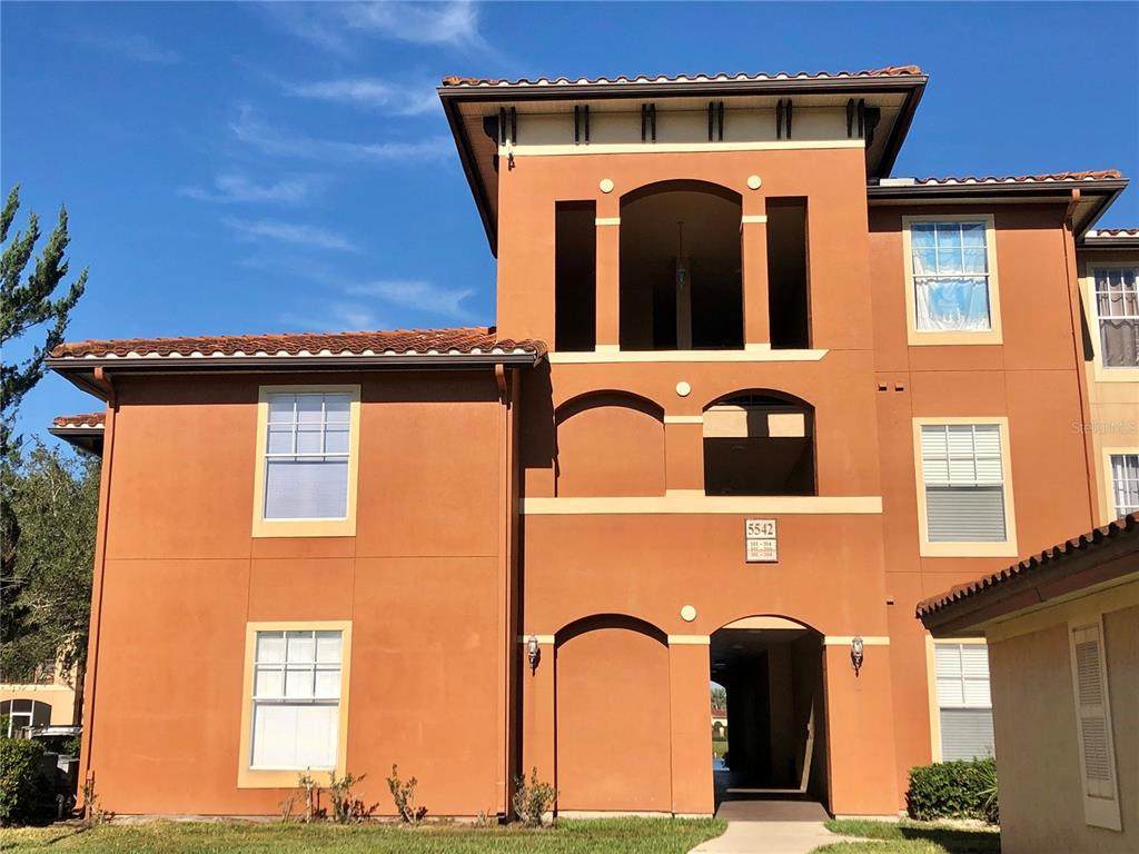 5542 Metrowest Boulevard - Photo 1
