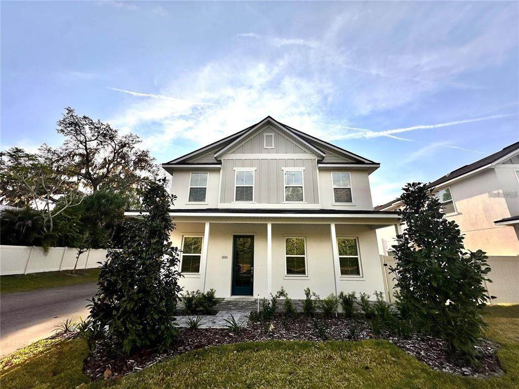 2220 Bumby Avenue - Photo 1