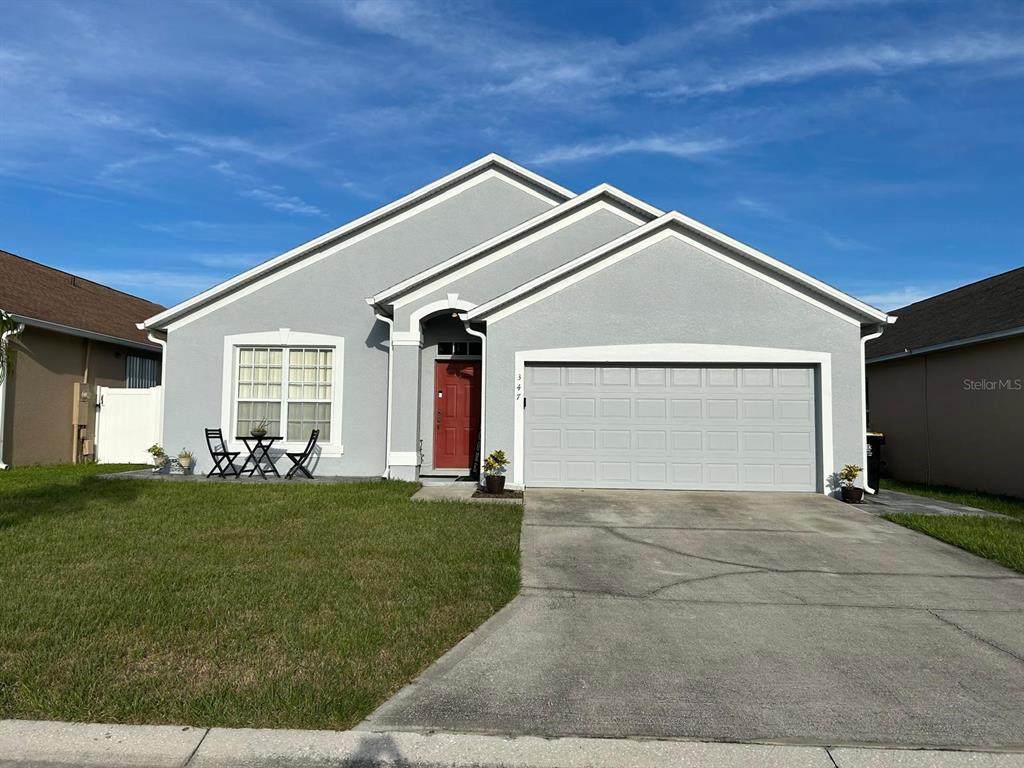 347 Cotswold Circle - Photo 1