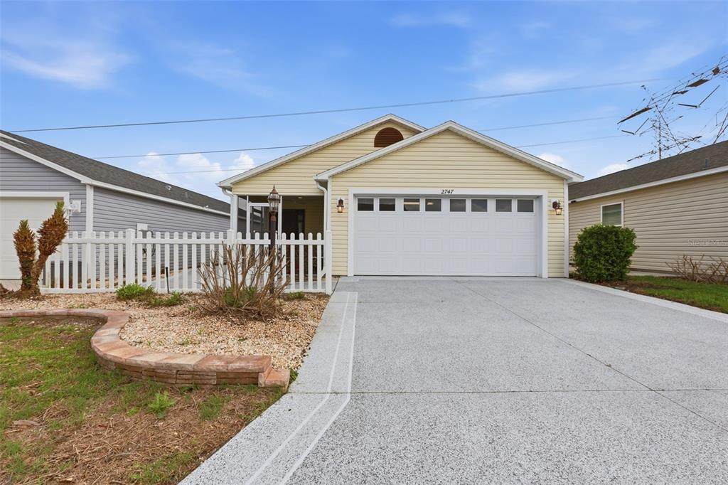 2747 Dyson Loop - Photo 1