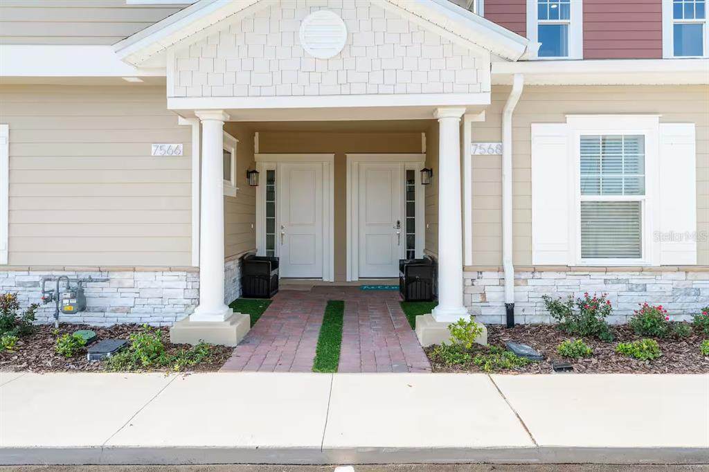 7568 Sunflower Circle - Photo 1