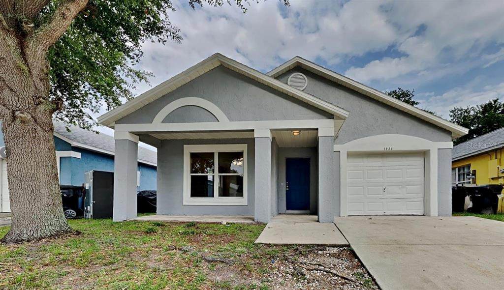 1226 Fremont Park Avenue - Photo 1