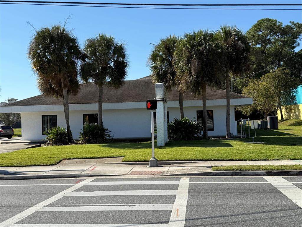 4550 Palmetto Avenue - Photo 1