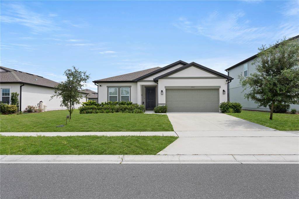 1313 Sterling Pointe Drive - Photo 1