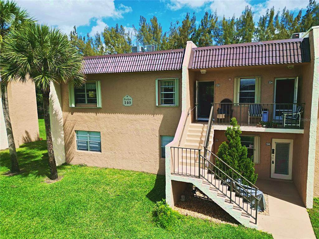 140 Lake Meryl Drive - Photo 1