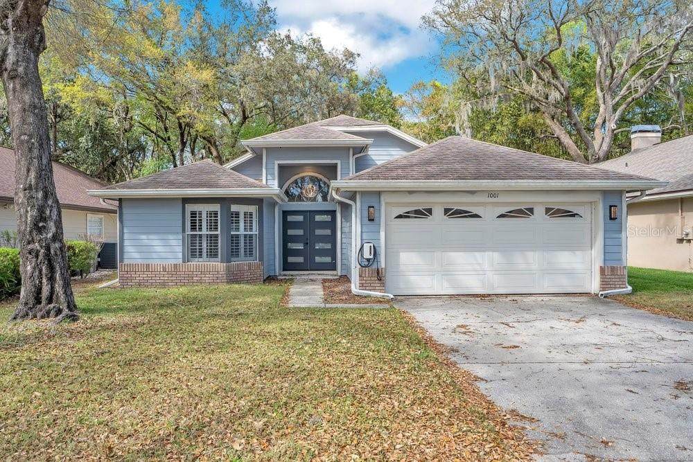 1001 Piedmont Oaks Drive - Photo 1
