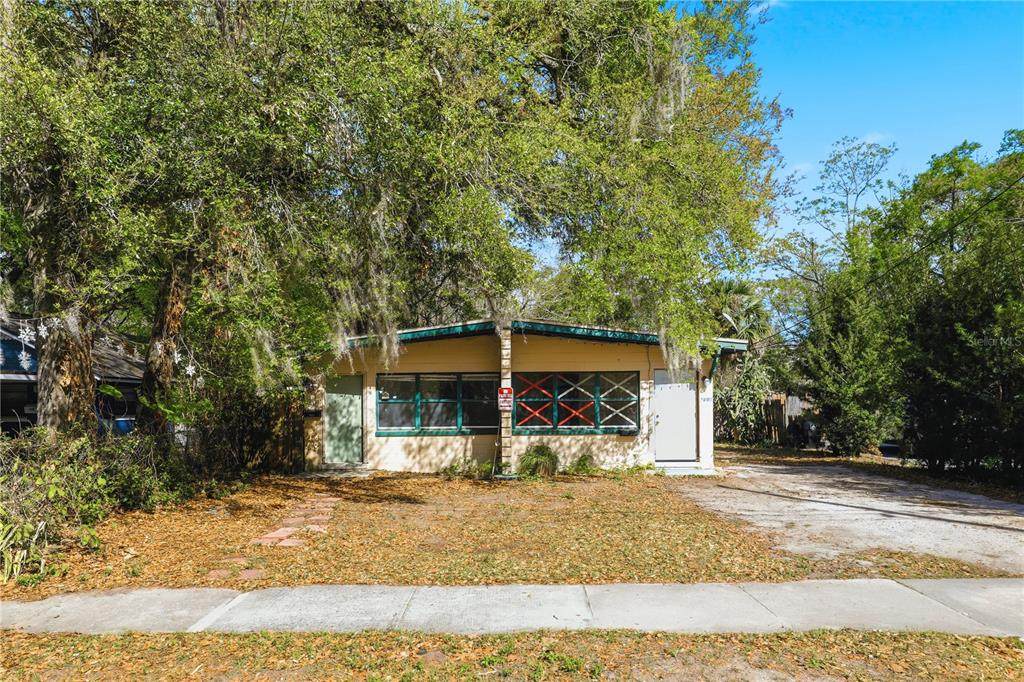 1605 Dauphin Ln - Photo 1