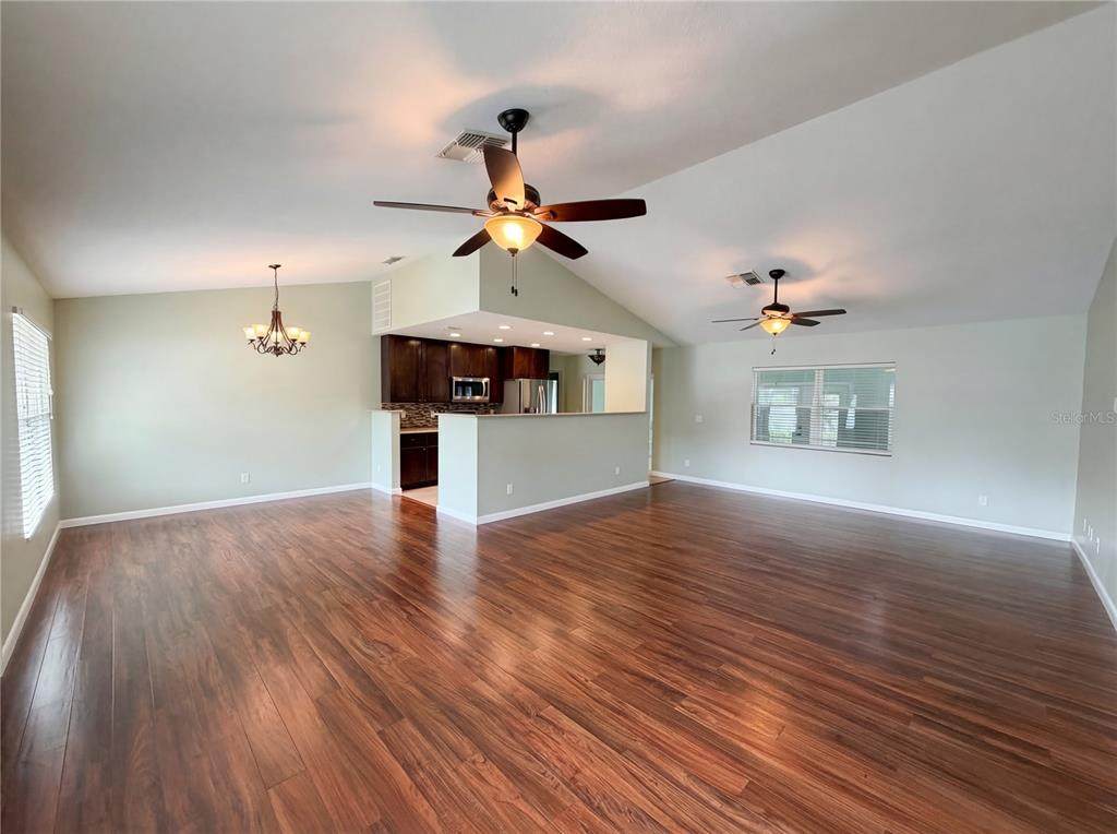https://bt-photos.global.ssl.fastly.net/mfr/orig_boomver_1_O6392601-2.jpg