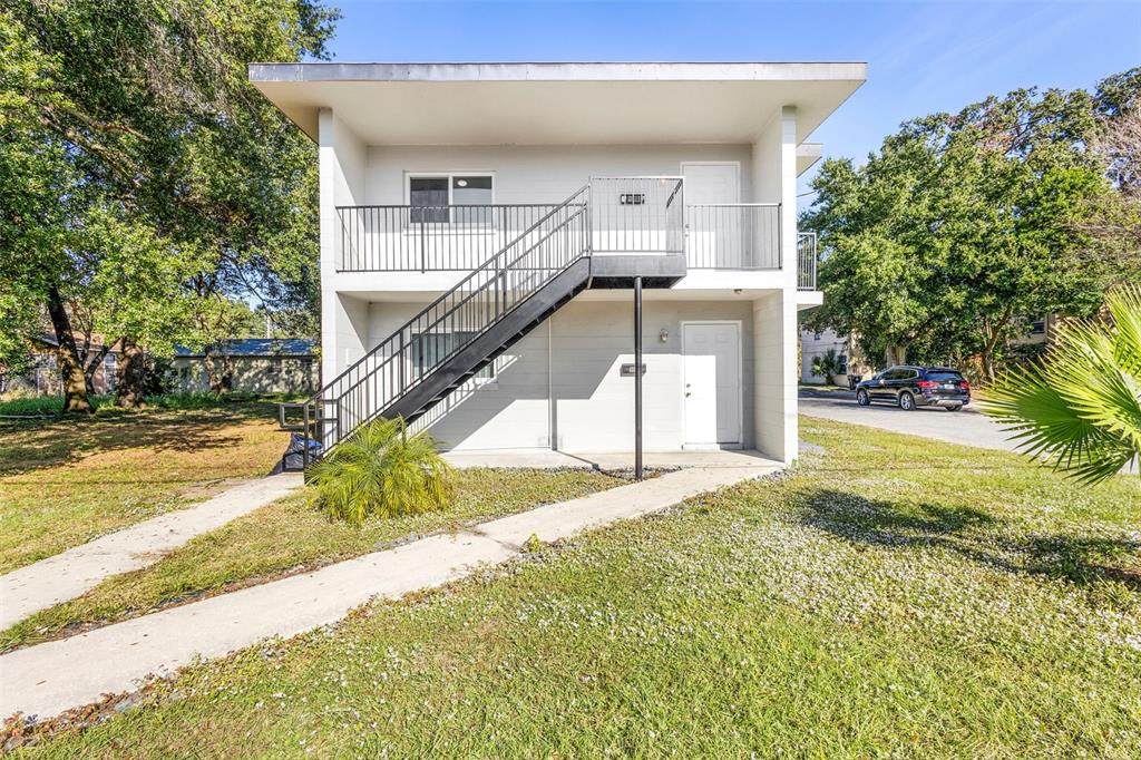 901 Colyer Street - Photo 1