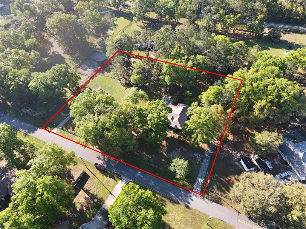 4 Hialeah Drive - Photo 1