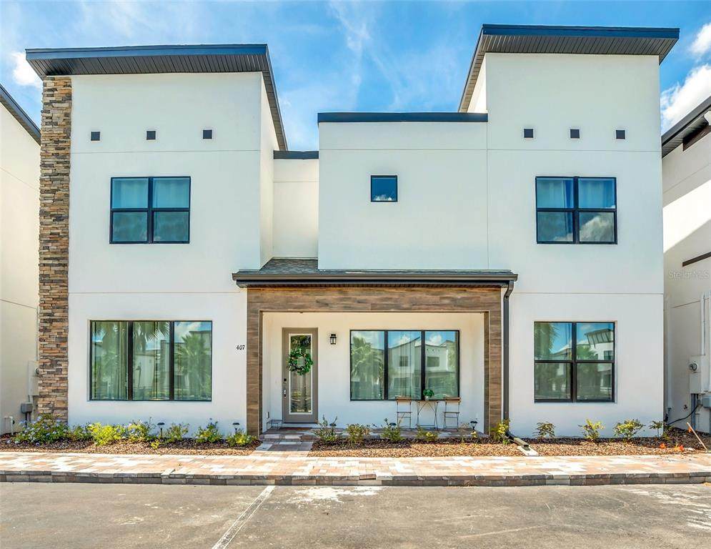 407 Villa Domani Way - Photo 1
