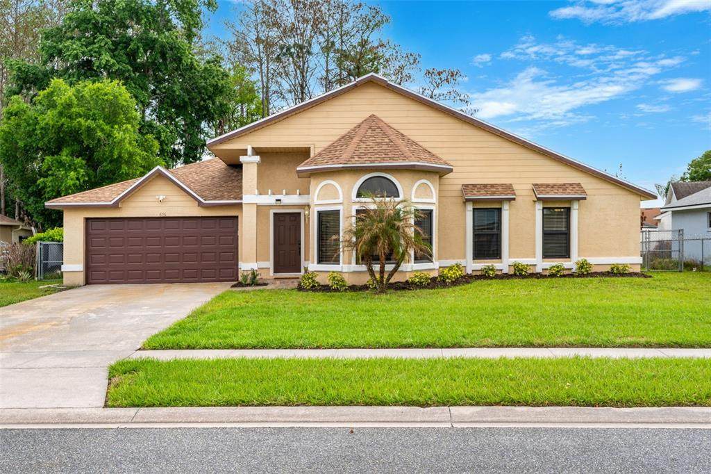 806 Vermont Woods Lane - Photo 1