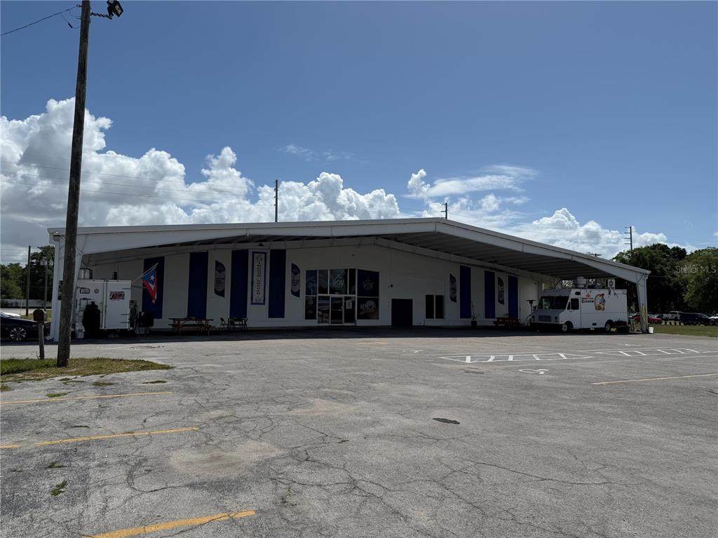 2001 Bay Street - Photo 1