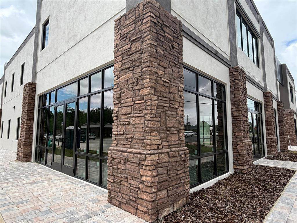4560 Irlo Bronson Memorial Highway - Photo 1