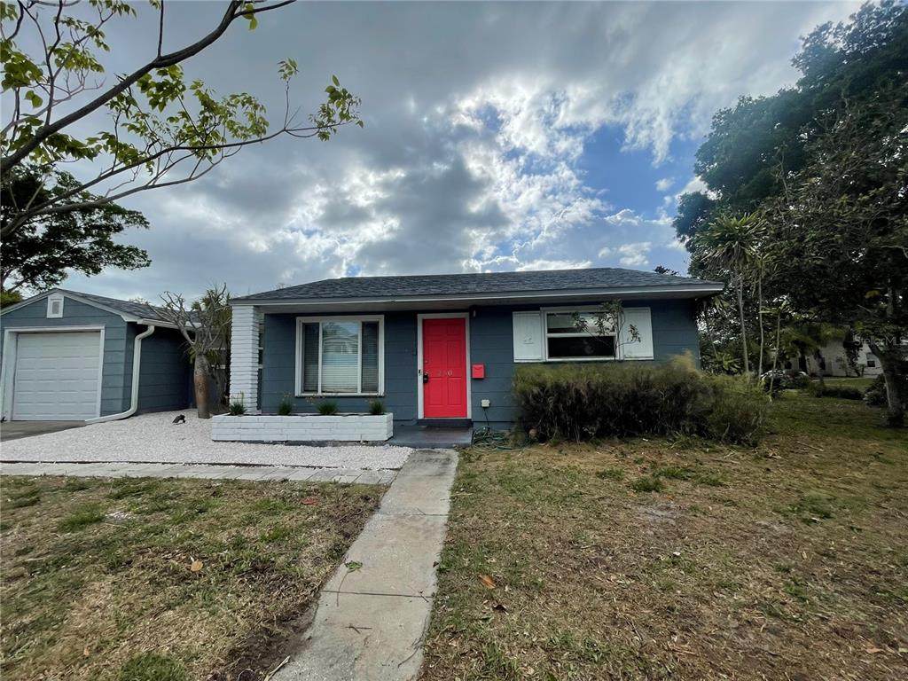 250 37TH Street - Photo 1