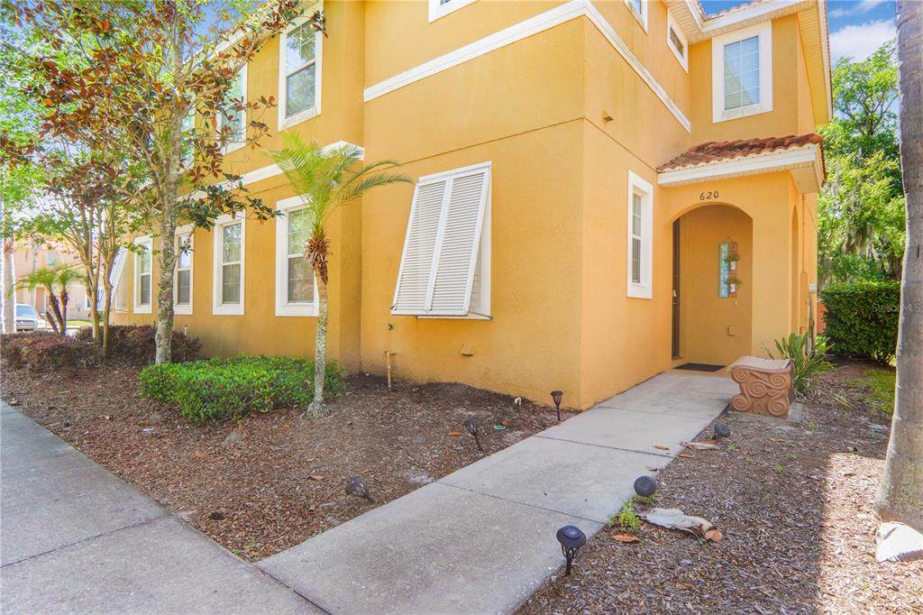 620 Las Fuentes Drive - Photo 1
