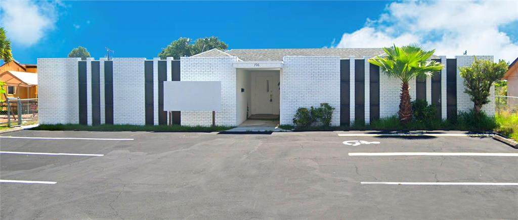 706 7TH Street - Photo 1