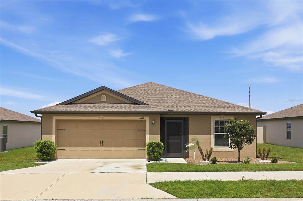 1607 Swan Lake Circle - Photo 1